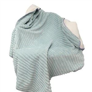 Selimut Stripe Fleece